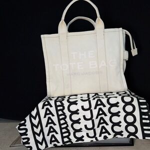 Marc Jacobs The Tote Bag Medium Cream Beige Canvas M0016161 260 Designer Handbag